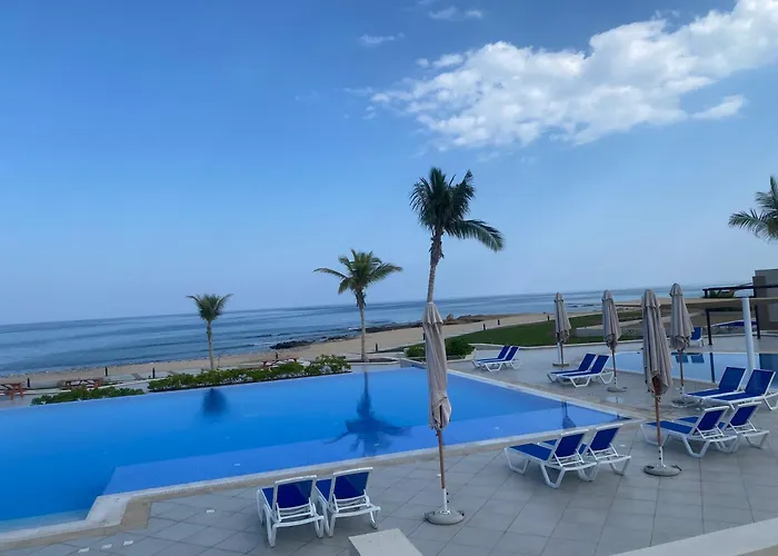 Sifah Beach Cottage
